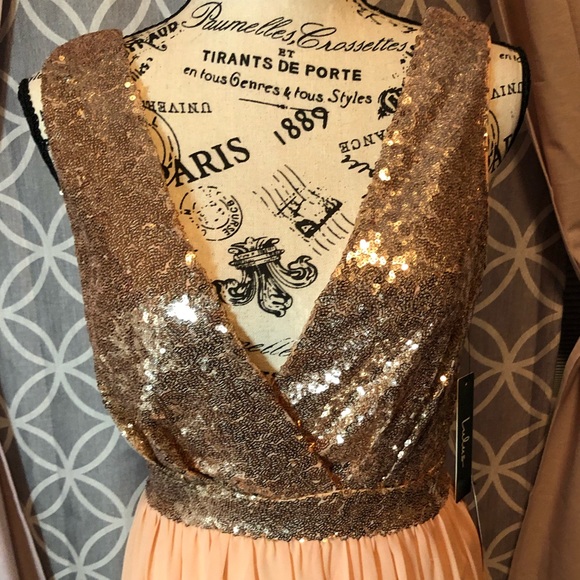 Lulus deep V rose gold sequin maxi dress - Picture 4 of 10